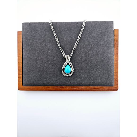 Avon Silver Tone Turquoise Teardrop Pendant On Rope Chain Extra Long Necklace - Picture 1 of 3
